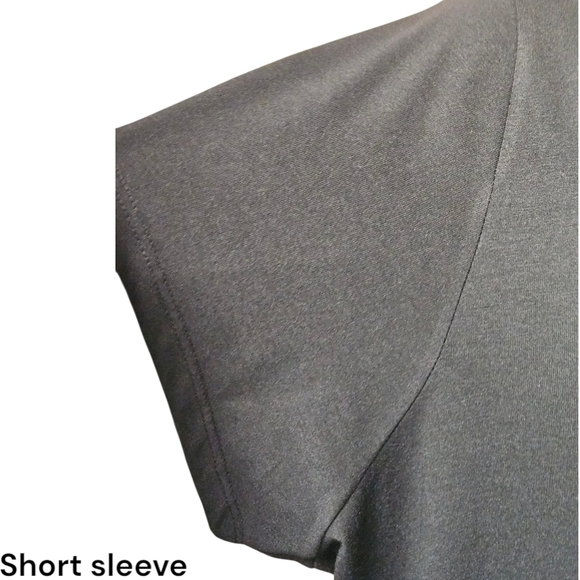 Torrid Black V-Neck Short Sleeve Tee - Picture 4 of 16